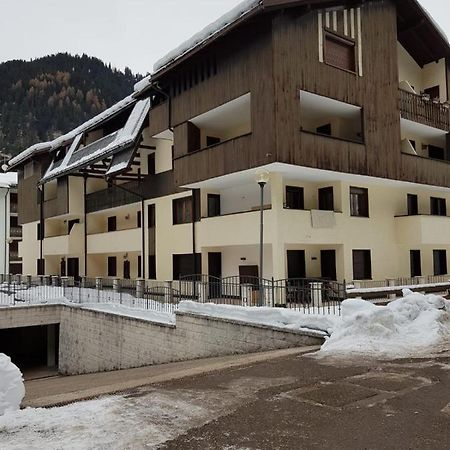 Appartamento Des Alpes 1 Canazei Esterno foto