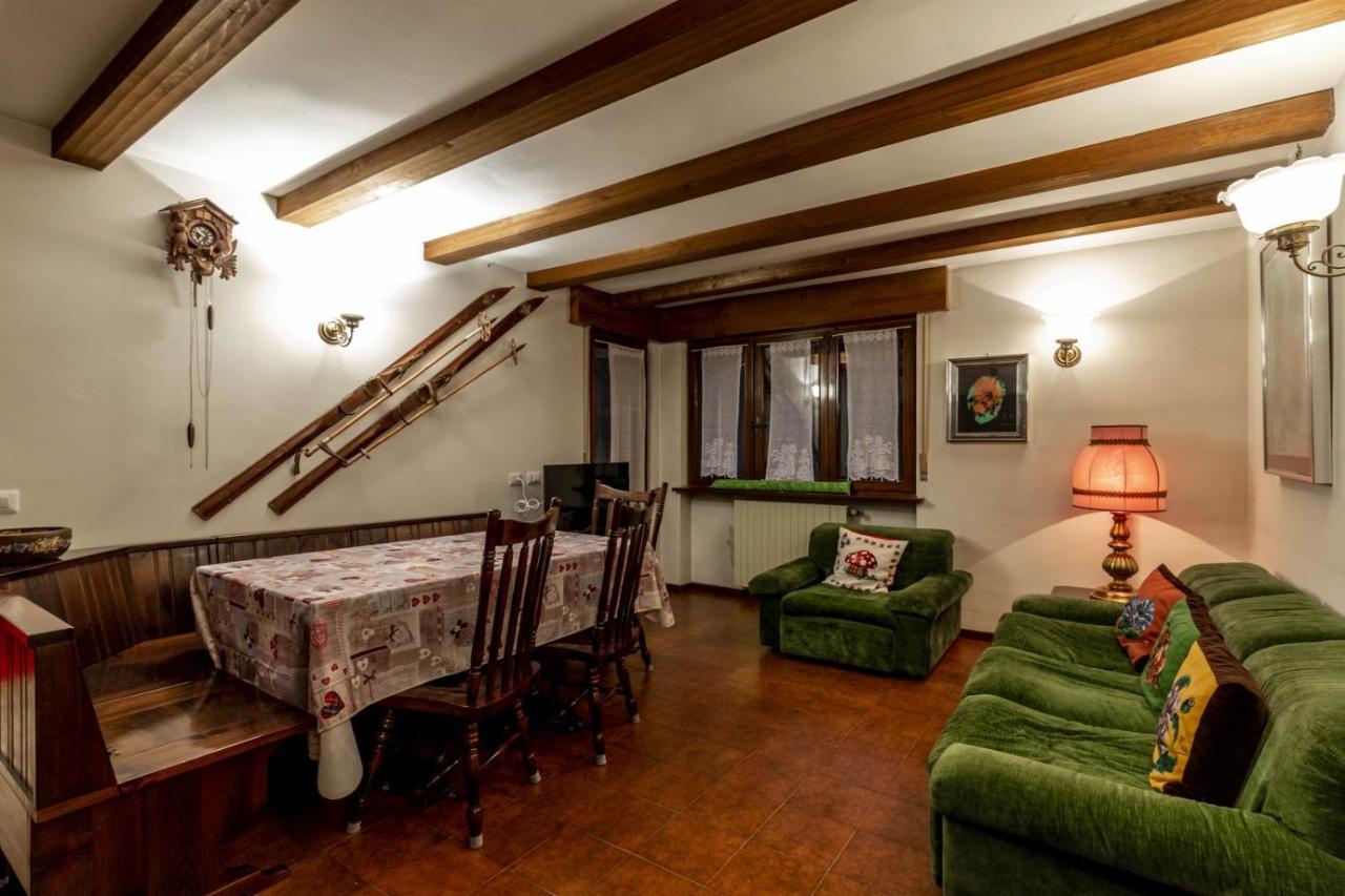 Appartamento Des Alpes 1 Canazei Esterno foto